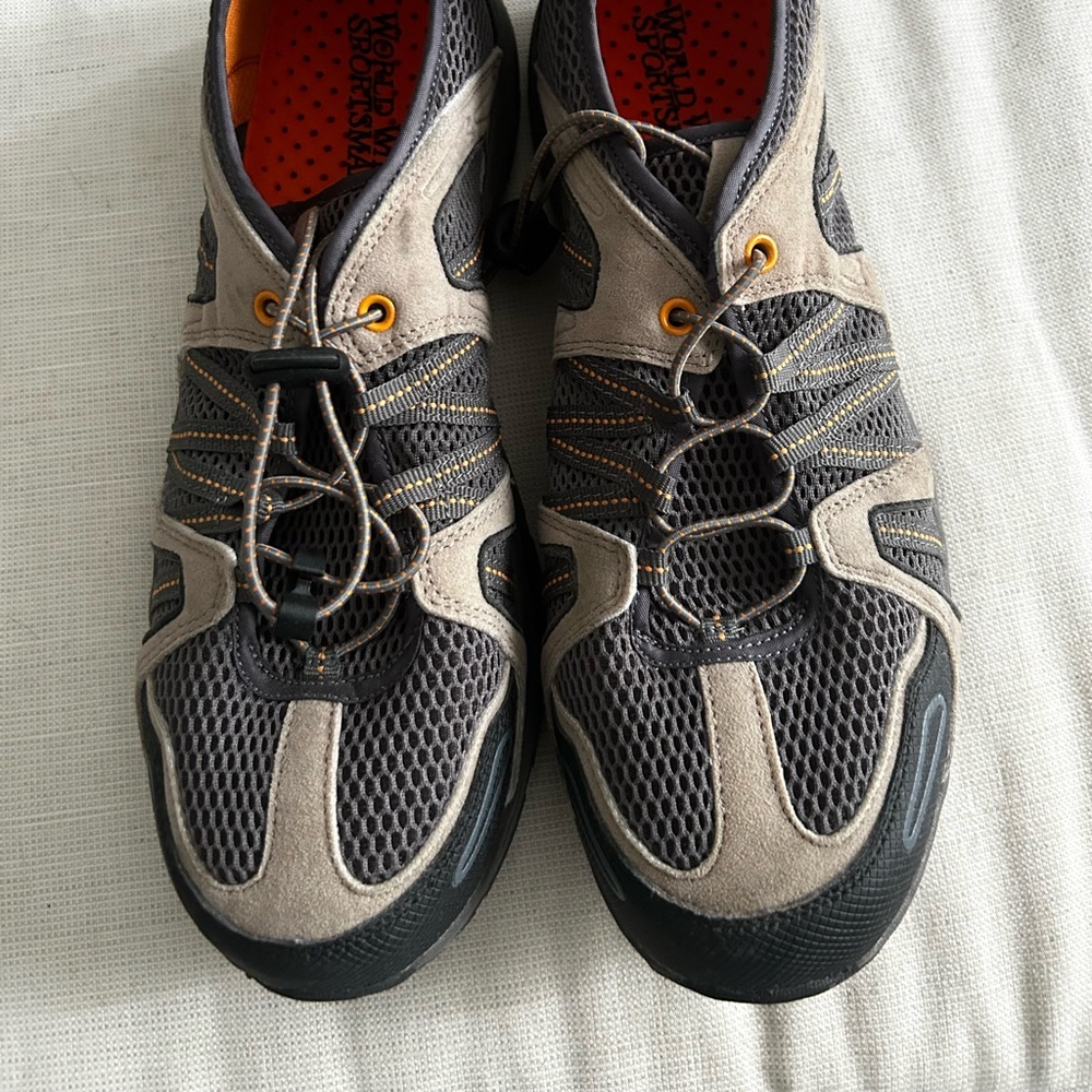 Water sports shoes